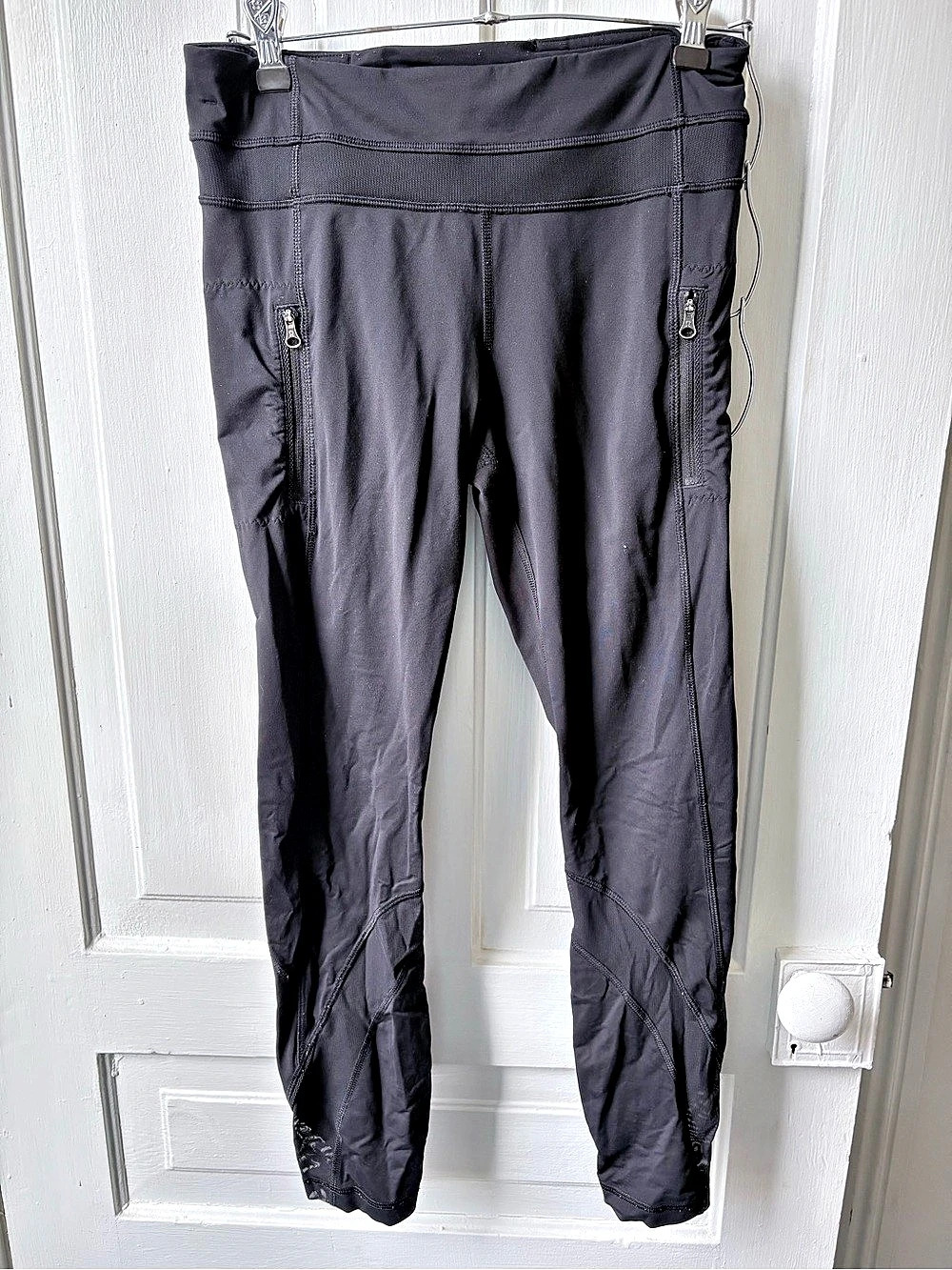 Lululemon Speed Up Tight *Mesh 28" Black Zip Pocket Jogger Pants